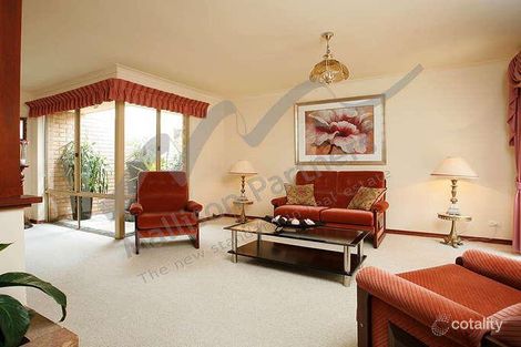 Property photo of 4 Eagar Corner Leeming WA 6149