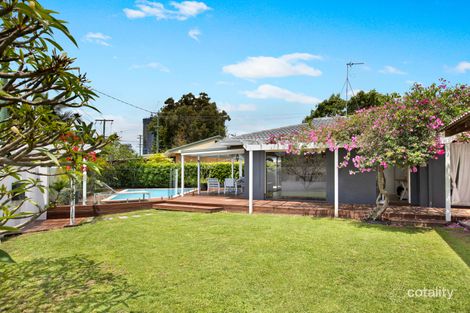 Property photo of 25 Karina Crescent Broadbeach Waters QLD 4218