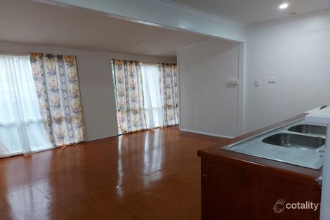 Property photo of 100 Lucas Drive Lamb Island QLD 4184