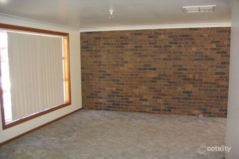 Property photo of 28 Mullumbimby Close Hillvue NSW 2340