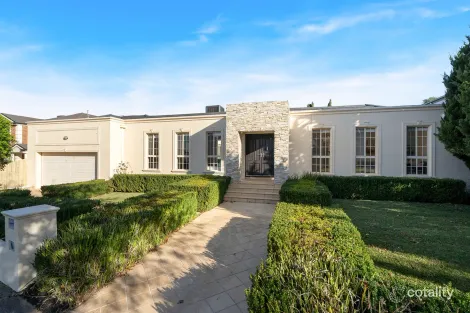 8 Kirkwell Ct, Greenvale, VIC 3059