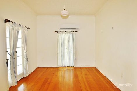 Property photo of 9 Cousins Street The Range QLD 4700