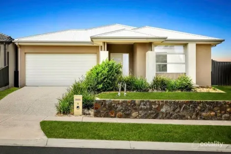 Property photo of 4 Roscoe Avenue Kalkallo VIC 3064