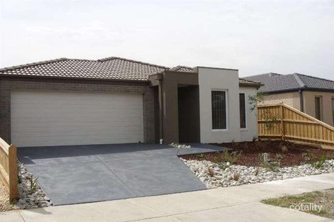 31 Ogle Way, Cranbourne North, VIC 3977