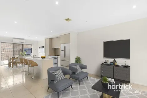 Property photo of 10 Linden Drive Keysborough VIC 3173