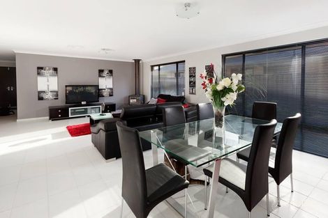 Property photo of 8 Songlark Court Baldivis WA 6171