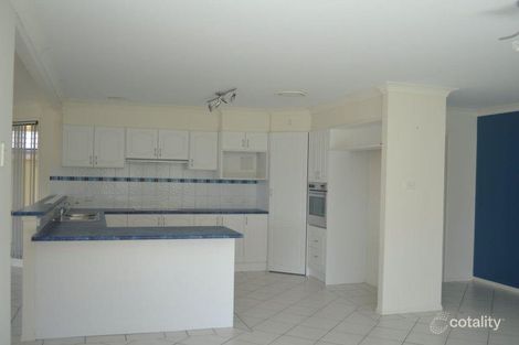 Property photo of 3 Grande Close Hunterview NSW 2330