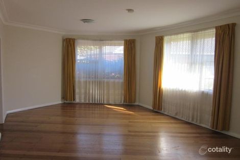 Property photo of 2 The Boulevard Ivanhoe VIC 3079