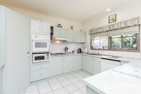 Property photo of 1/3 Allanvale Avenue Leopold VIC 3224