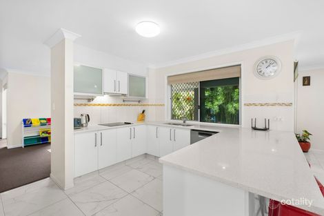 Property photo of 6 Caragh Crescent Oxenford QLD 4210