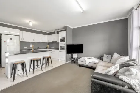 Property photo of 2/7 West Street Mount Gambier SA 5290