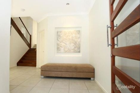 Property photo of 1012A Lakeview Terrace Benowa QLD 4217