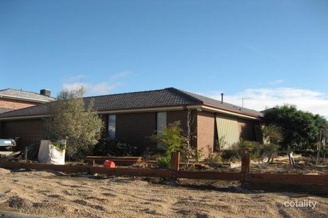 4 Chaffmill Cl, Sydenham, VIC 3037