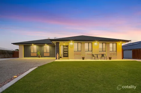 20 Mahalo Rd, Booral, QLD 4655