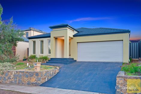 Property photo of 14 Starling Avenue Tarneit VIC 3029