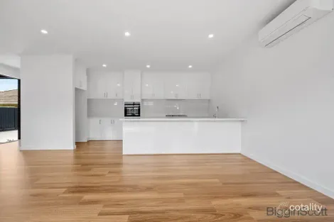 Property photo of 2/70 Mitchell Street Maidstone VIC 3012