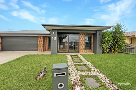 Property photo of 16 Swinburne Crescent Traralgon VIC 3844