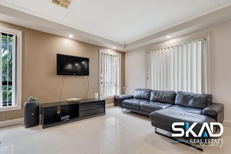 Property photo of 19 Valhalla Place Craigieburn VIC 3064