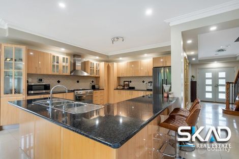 Property photo of 19 Valhalla Place Craigieburn VIC 3064