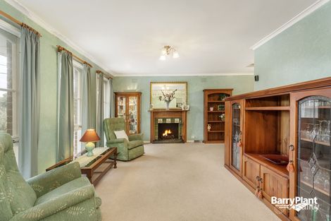 Property photo of 5 Villea Court Bundoora VIC 3083