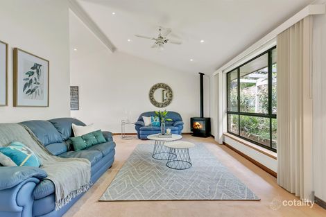 Property photo of 33 Ridgehaven Drive Bellevue Heights SA 5050