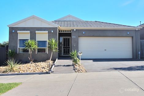 5/124 Ahern Rd, Pakenham, VIC 3810