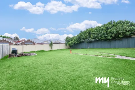 Property photo of 13 Burrawong Crescent Elderslie NSW 2570
