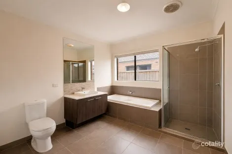 Property photo of 14 Friend Way Tarneit VIC 3029