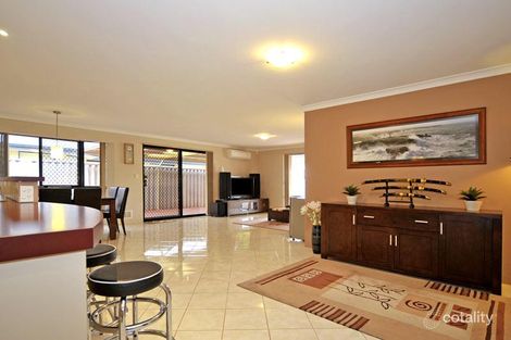 Property photo of 14 Hillwater Promenade Bennett Springs WA 6063