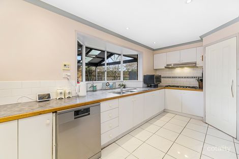 Property photo of 12 Chain Court Narre Warren South VIC 3805