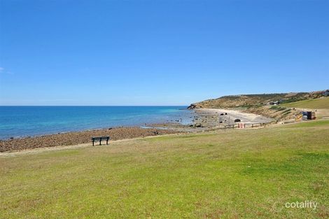 Property photo of 15 Seaview Avenue Hallett Cove SA 5158