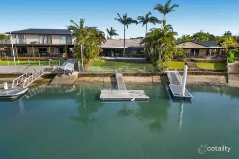 Property photo of 6 Nautilus Place Biggera Waters QLD 4216