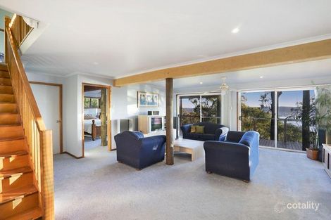 Property photo of 6 Omaru Close Green Point NSW 2251