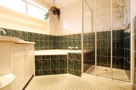 Property photo of 11 Walnut Drive Kilsyth VIC 3137