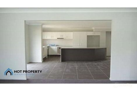 Property photo of 4 Regent Court Coomera QLD 4209