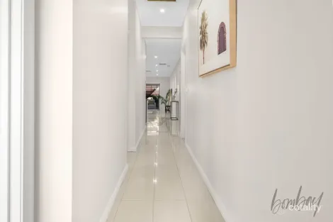 Property photo of 4 Cache Way Wollert VIC 3750