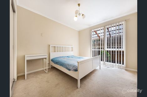 Property photo of 1/4 Hinkler Road Glen Waverley VIC 3150