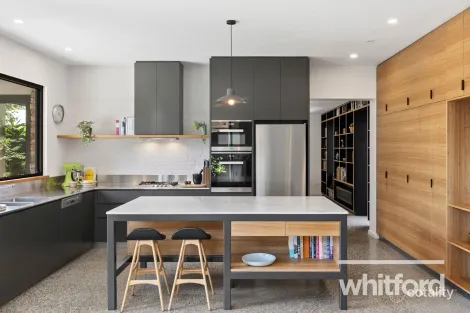 Property photo of 70 Prospect Road Newtown VIC 3220