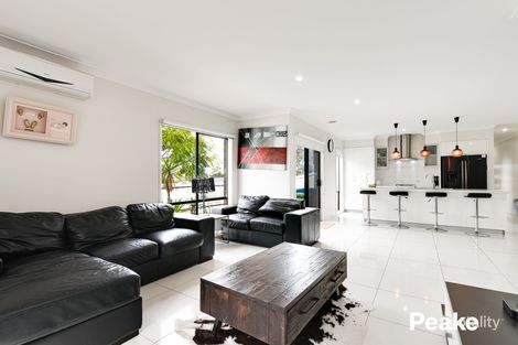 Property photo of 27 Paxford Drive Cranbourne North VIC 3977