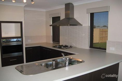 Property photo of 27 Karon Vista Halls Head WA 6210