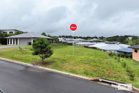 47 Williams Ave, Yungaburra, QLD 4884