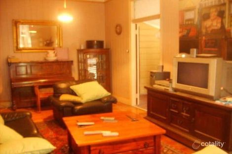 Property photo of 16 Julia Street Highgate Hill QLD 4101