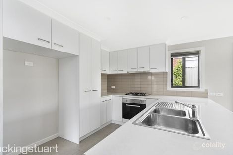 Property photo of 19 Chiara Court Brown Hill VIC 3350