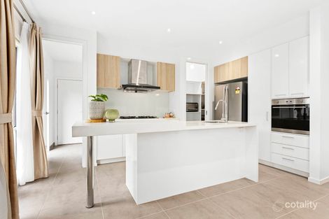 Property photo of 2/338 George Street Doncaster VIC 3108