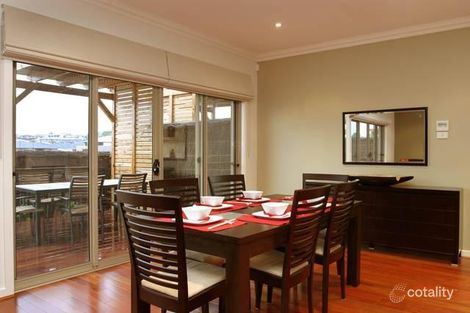 Property photo of 3/25 Canberra Avenue Berwick VIC 3806