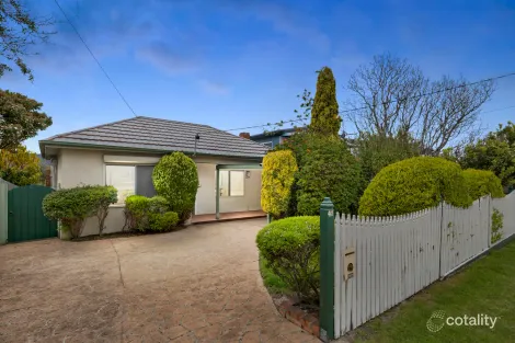 Property photo of 41 Fifth Avenue Rosebud VIC 3939