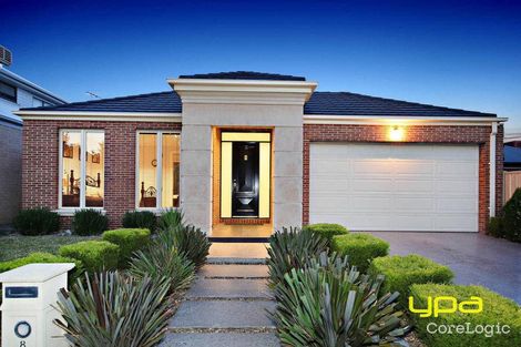 Property photo of 8 Barkly Close Caroline Springs VIC 3023