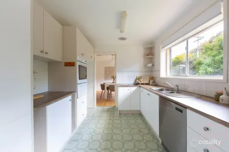 Property photo of 4 Percival Street Holder ACT 2611