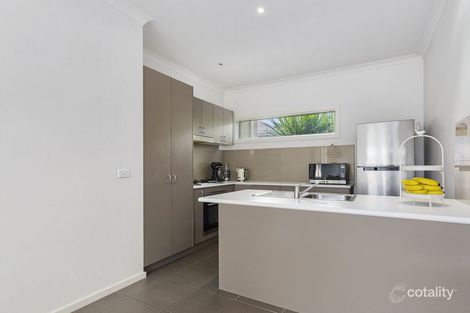 Property photo of 11/239 Dunns Road Mornington VIC 3931