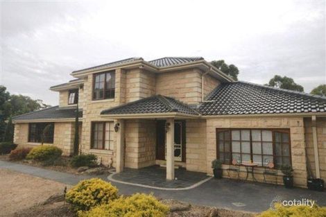 575 Wildwood Rd, Wildwood, VIC 3429